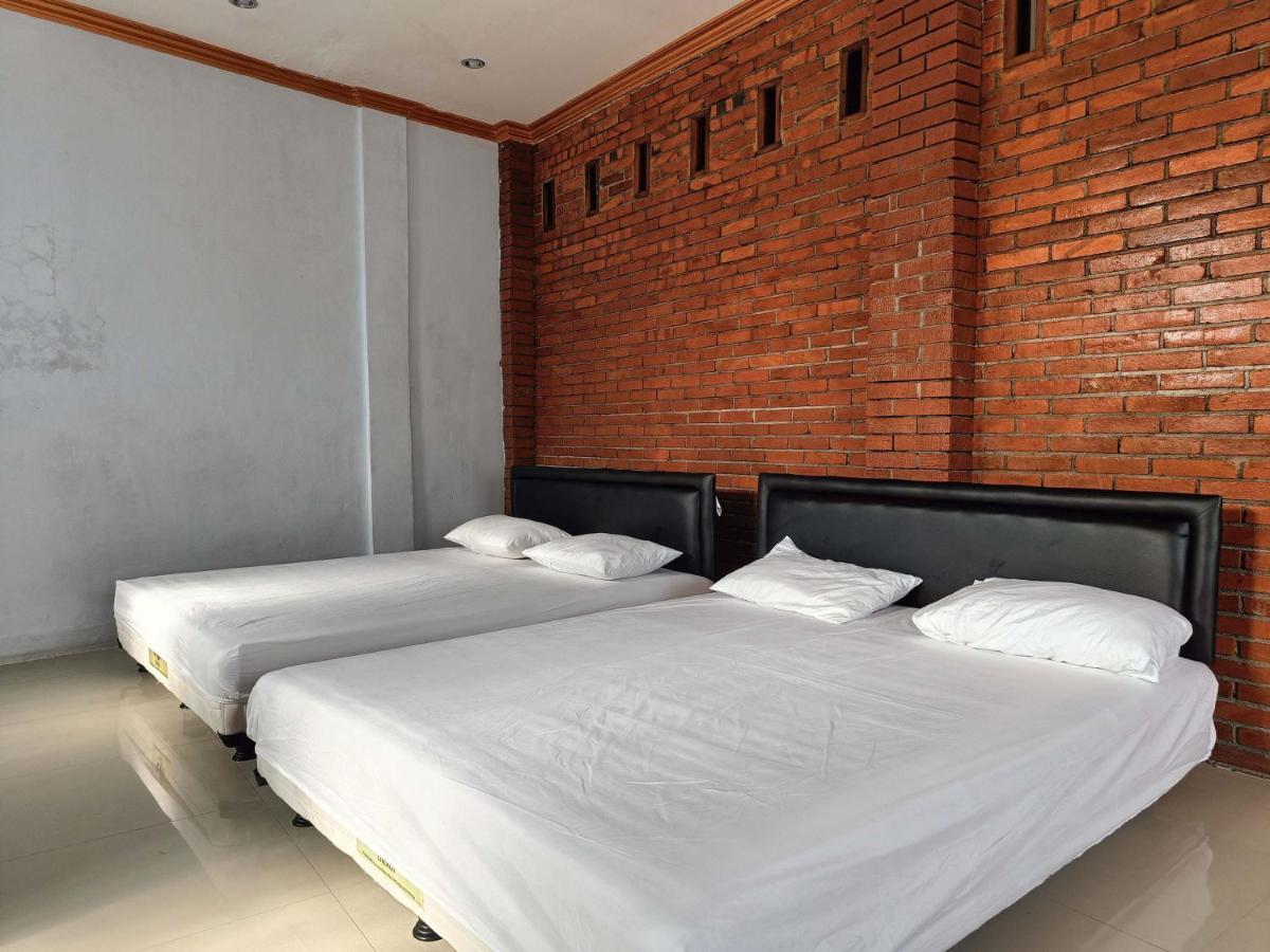 Jogo Segoro Homestay Mitra Reddoorz Near Pantai Sundak Gunungkidul Ngandong Extérieur photo